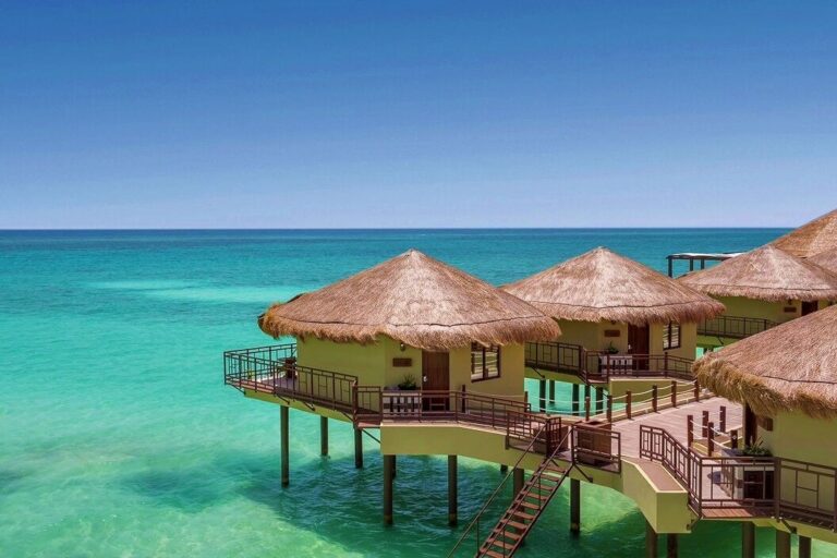 8 Bucket List Caribbean Overwater Bungalows [2022]