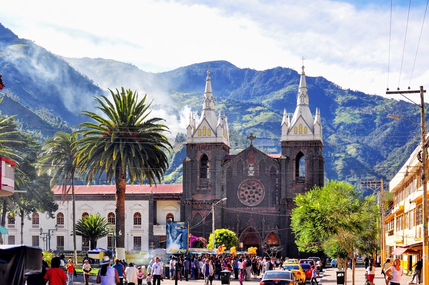 Santuario y Basílica Católica Nuestra Señora del Rosario de Agua Santa de Baños