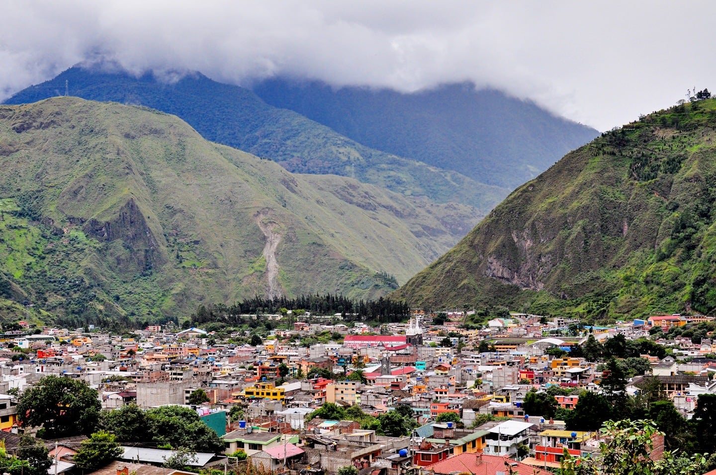 valley of Banos de Agua Santa Ecuador surrounded by lush hills